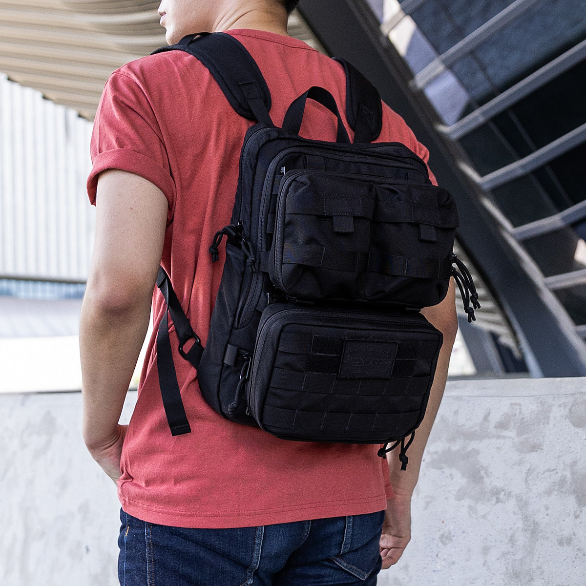 15 MacBook Pro Backpack with EDC Organizer Cargo Works